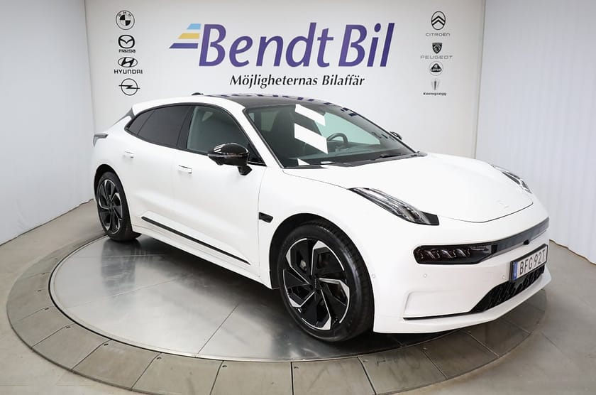 Bild 1 av Zeekr 001 100 kWh Long Range RWD / 620 KM/ Glastak