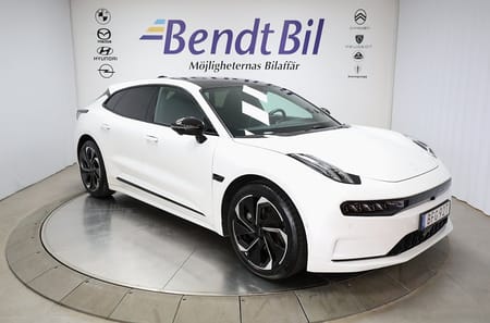 Zeekr 001 100 kWh Long Range RWD / 620 KM/ Glastak