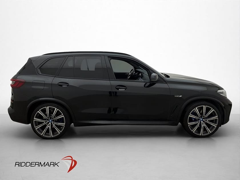 Bild 4 av BMW X5 xDrive45e iPerformance M Sport Pano Skinn 360° Luft CarPlay 4-Zons