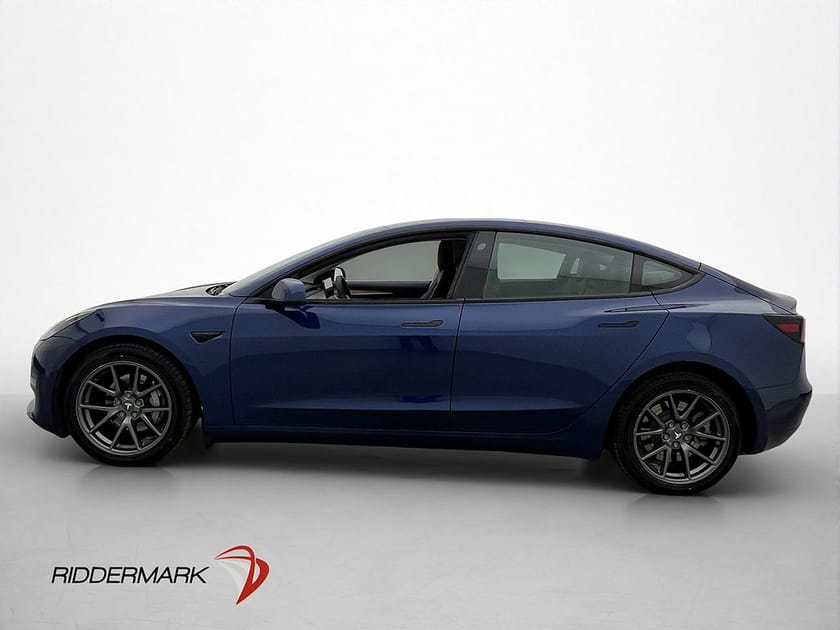 Bild 5 av Tesla Model 3 Long Range AWD Svensksåld Panorama Drag MOMS