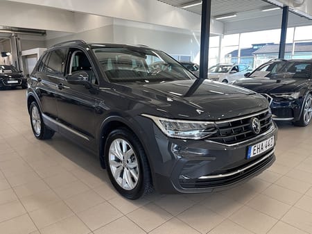 Volkswagen Tiguan 1,5 TSI 150HK DSG Drag / Värmare / B-kamera