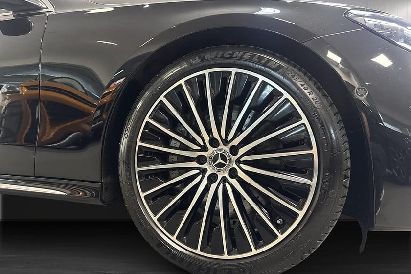 Bild 5 av Mercedes-Benz E 300 d e 4MATIC T de AMG Line Drag 313hk