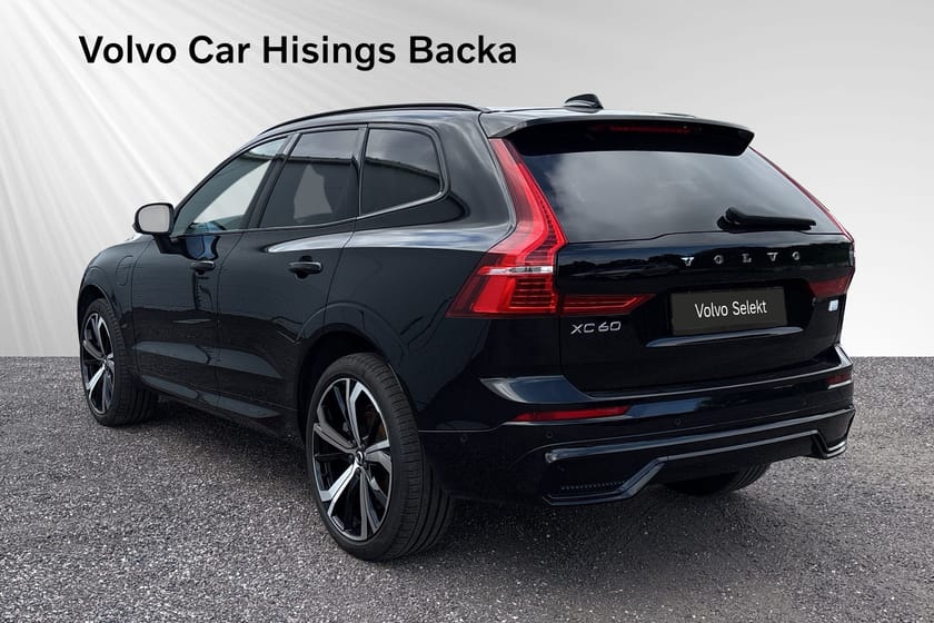 Bild 5 av Volvo XC60 Recharge T6 Plus Dark Edition | H&K | 360