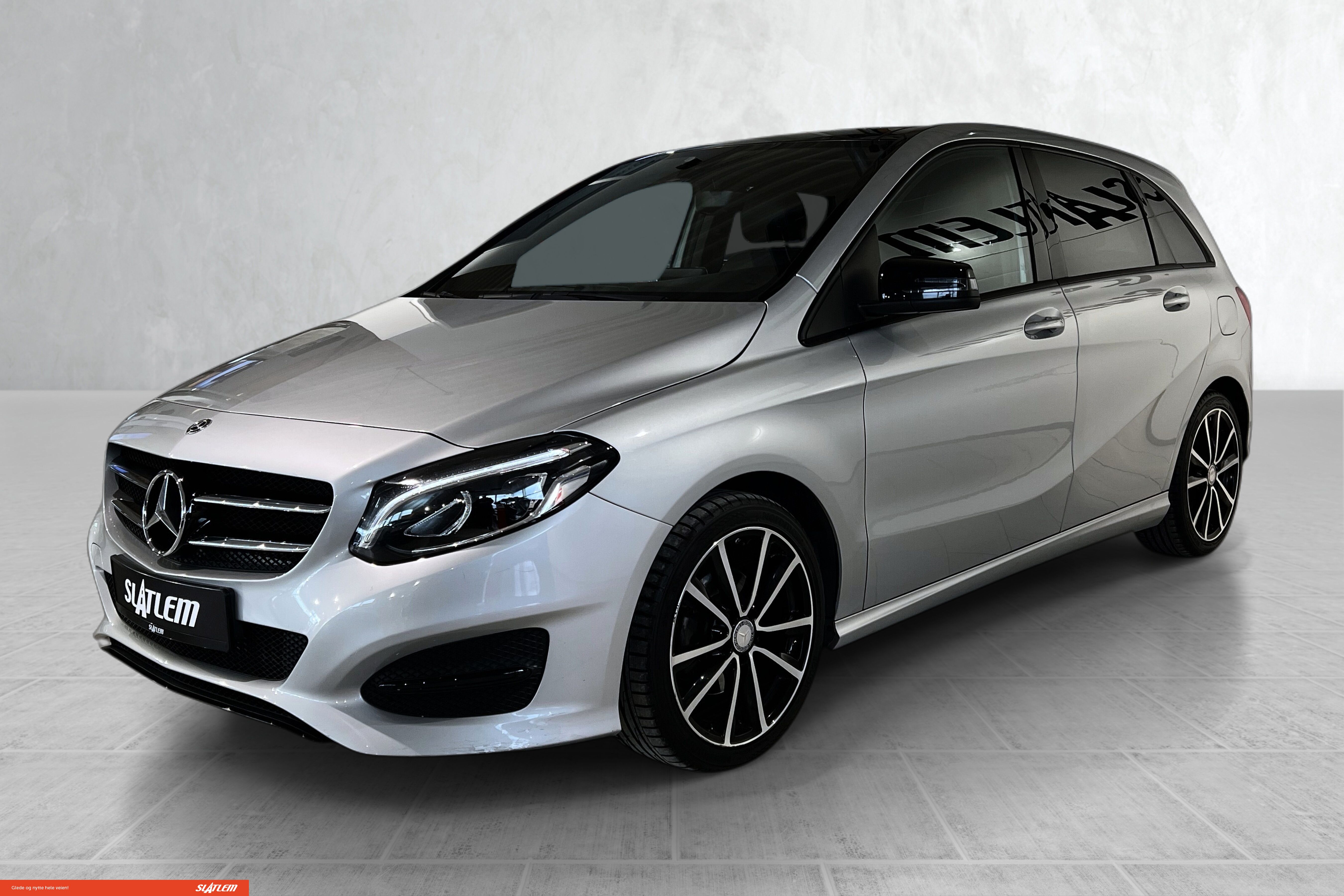 Mercedes-Benz B 180