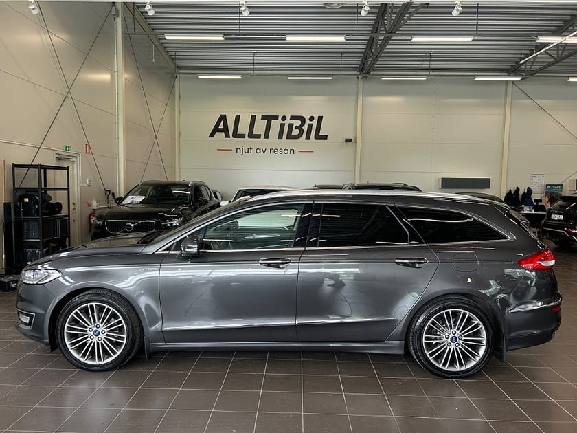 Bild 3 av Ford Mondeo Kombi 2.0TDCi AWD AUT VIGNALE Värmare/Kamera/Drag/Pano/Skinn