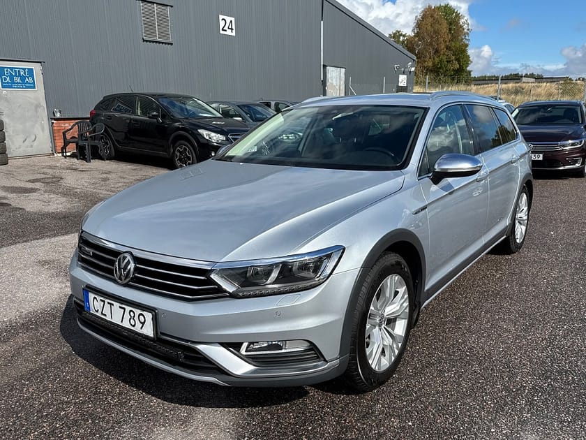 Bild 2 av Volkswagen Passat Alltrack 2.0 TDI 190hk EXECUTIVE DPF SCR 4M Euro 6|COCKPIT|