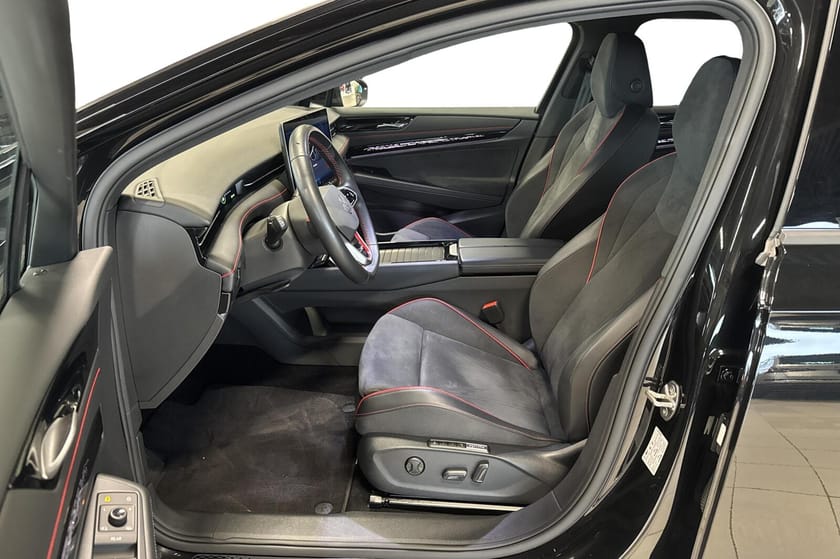 Bilde 5 av Volkswagen ID.7 GTX Tourer