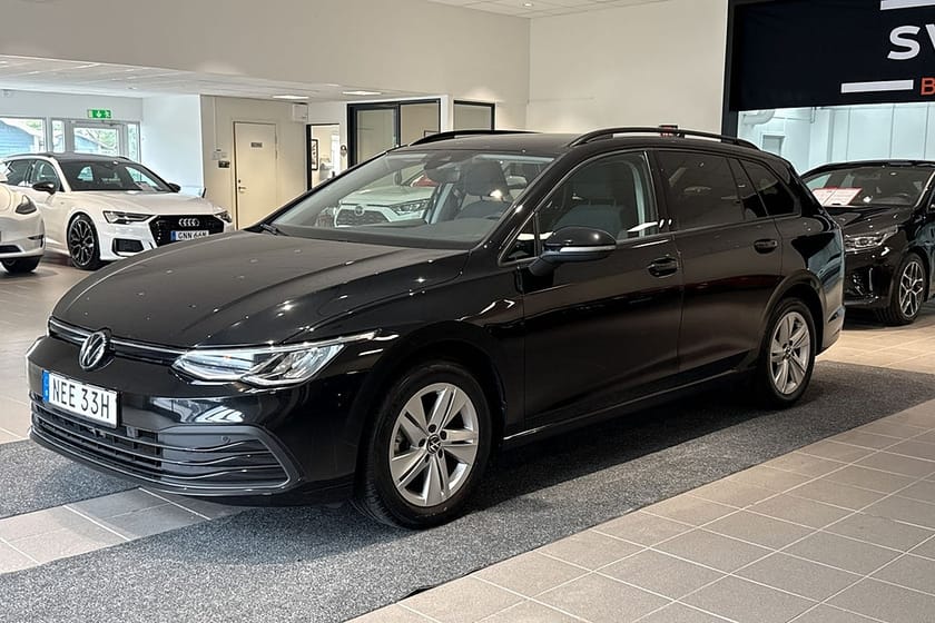 Bild 2 av Volkswagen Golf Sportscombi SC 1.5 eTSI 150hk MHEV/Drag/P-Värmare/kamera/Carplay