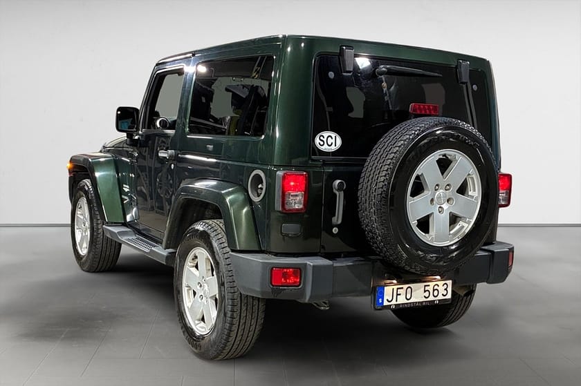 Bild 5 av Jeep Wrangler Unlimited 3.8 V6 199 HK AWD AUT M&K 17000MIL 0,88L/MIL