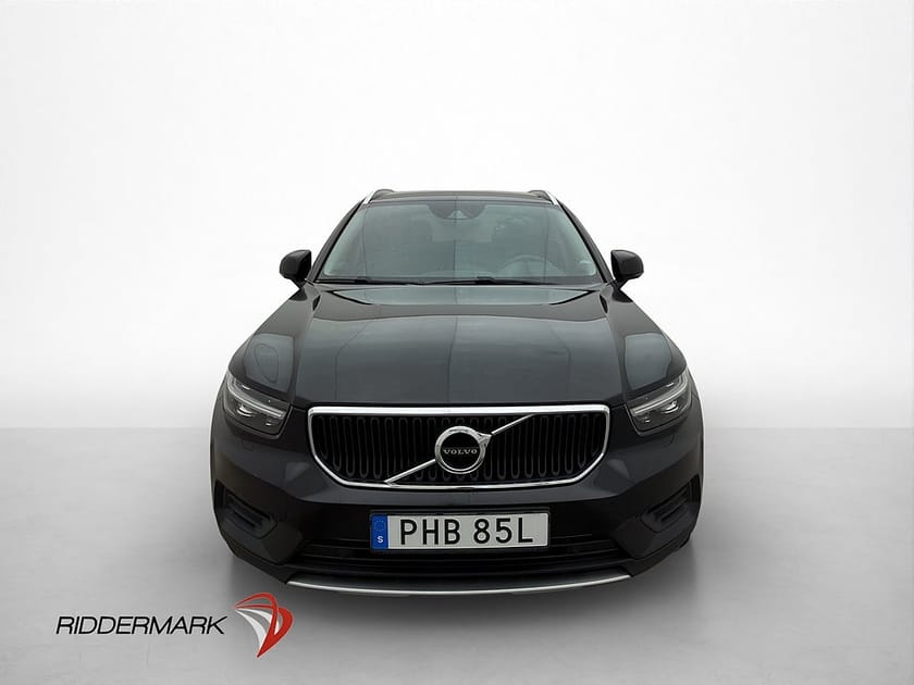 Bild 2 av Volvo XC40 T2 Momentum VOC P-Värm Kamera BT Rattvärme Drag