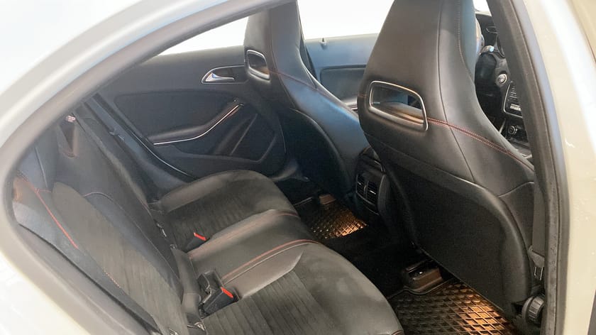 Bild 5 av Mercedes-Benz A 200 d 4MATIC 7G-DCT 136hk AMG Line - Värmare