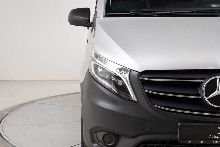 Bilde 4 av Mercedes-Benz eVito Tourer 129 3.5t Cruise Kamera LED
