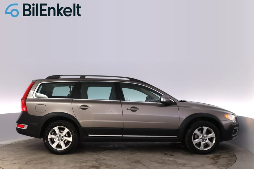Bild 2 av Volvo XC70 D5 AWD Summum Auto Drag D-Värme Skinnklädsel