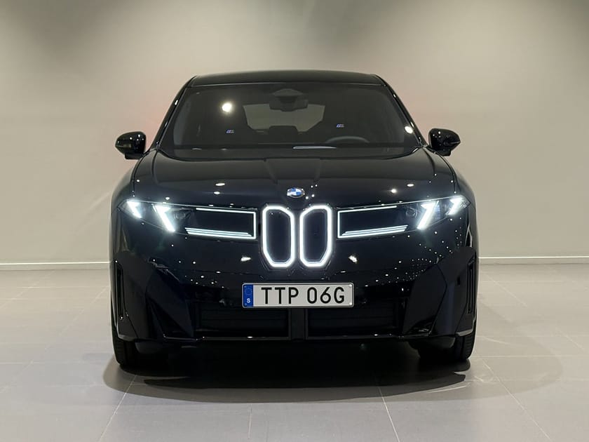 Bild 2 av BMW iX3 50 xDrive Supercharged 3D-HUD Panoramic Vision M Stolar