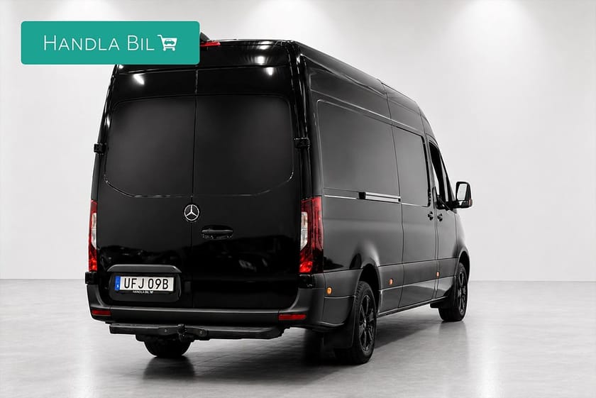 Bild 4 av Mercedes-Benz Sprinter 319 CDI Panel Van Tempmatic D-värm Navi B-kam Moms Dragkrok