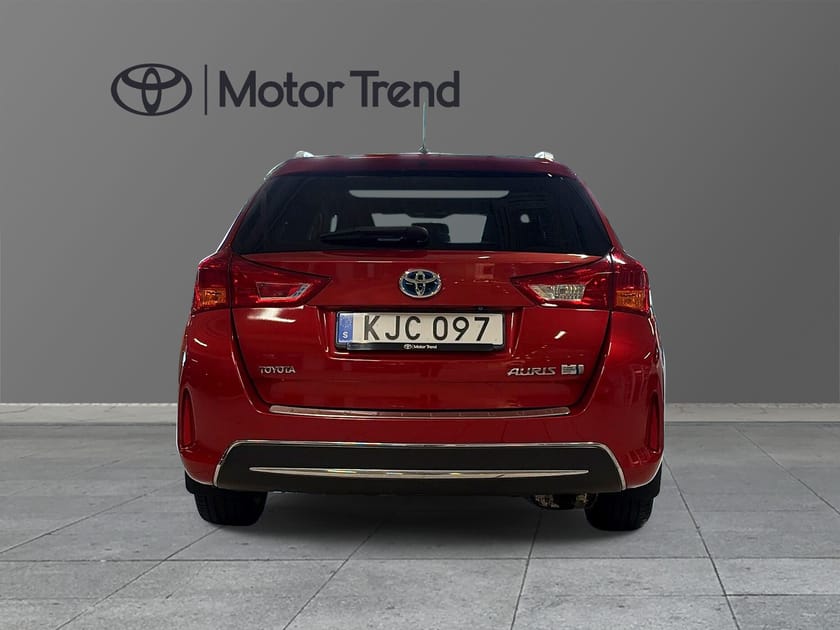 Bild 1 av Toyota Auris Touring Sports Hybrid 1.8 TS EDITION 50 SKYVIEW VINTERHJUL