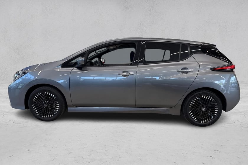 Bilde 2 av Nissan Leaf 40kWh N-Connecta / 360kamera / Rattvarme++