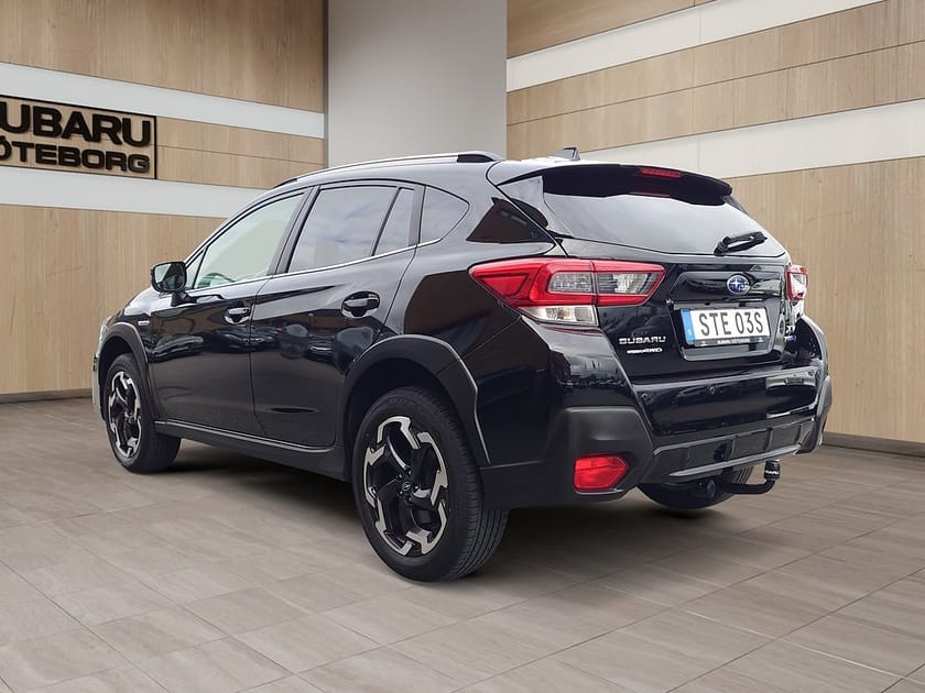 Bild 3 av Subaru XV e-Boxer XFuel 2.0i Aut Summit (150hk) *Dragkrok, Årsskatt 1 086kr*