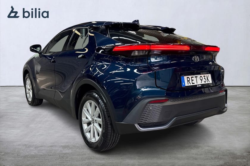 Bild 2 av Toyota C-HR PHEV 2,0 Laddhybrid Active 64km Räckvidd