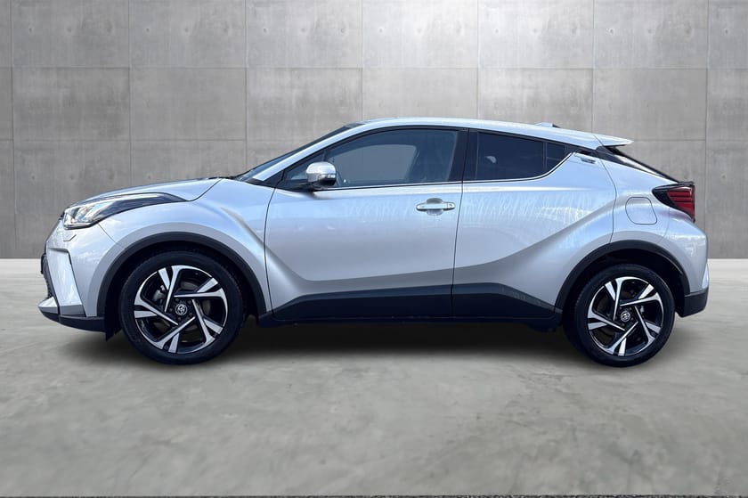 Bilde 2 av Toyota C-HR Hybrid Lounge Tech I Lav km I Meget velholdt!