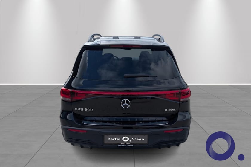Bilde 4 av Mercedes-Benz EQB 300 4MATIC AMG / Burmester/Panorama/7 seter / mye utstyr!