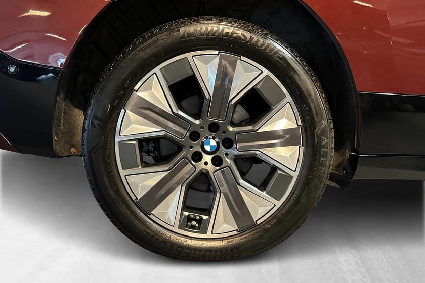 Bilde 5 av BMW iX xDrive50
