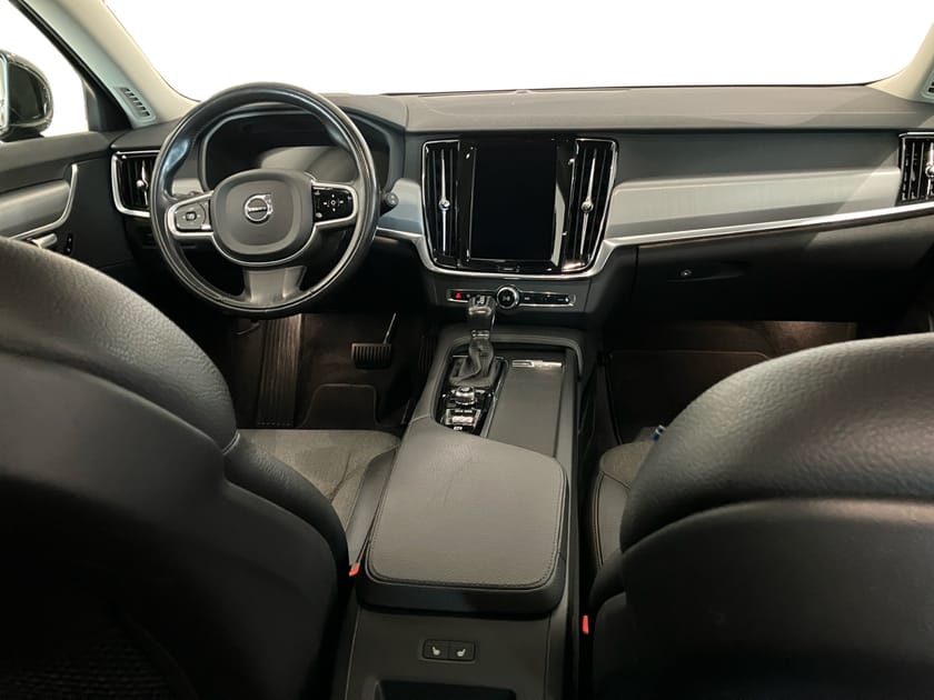 Bild 5 av Volvo V90 D4 Momentum Advanced SE II