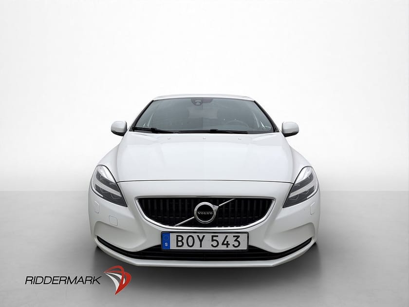 Bild 2 av Volvo V40 D3 Momentum Värmare Drag P-sensorer Bluetooth