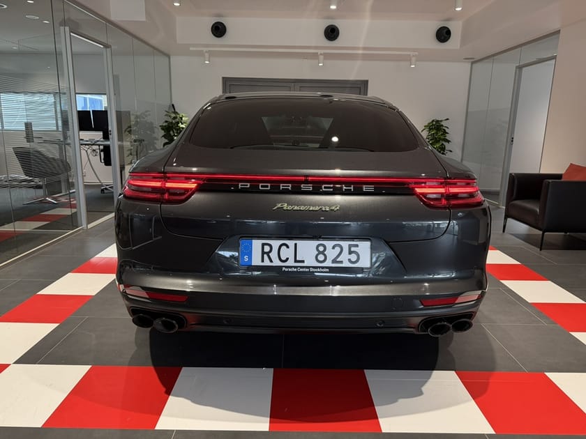 Bild 4 av Porsche Panamera 4 E-Hybrid 