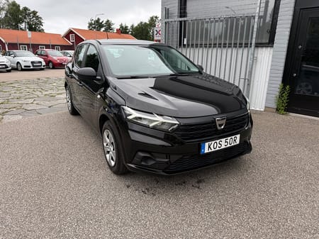 Dacia Sandero 1.0 TCE 91HK / 5400Mil / DRAG / CARPLAY / LED