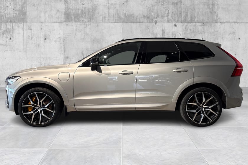 Bilde 2 av Volvo XC60 T8 AWD-Polestar-B&W-Krok-360°-HUD-Panorama-21"