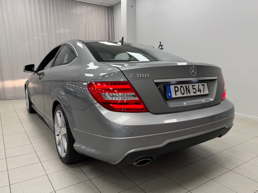 Bild 3 av Mercedes-Benz C 180 Coupé AMG Sport
