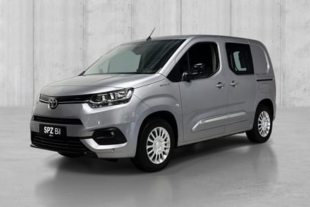 Toyota ProAce City Electric EV | Comfort | L2 | 3S | Kamera | 2x skyv | Norsk