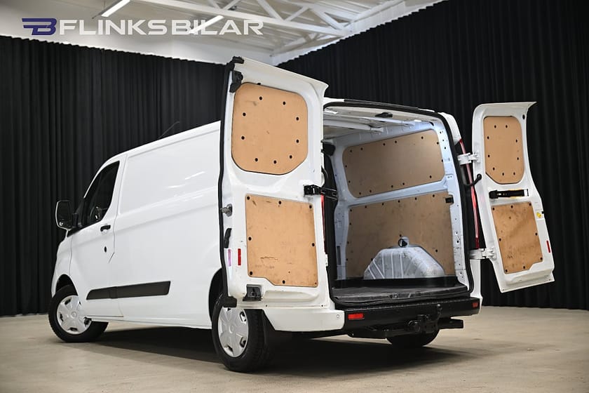 Bild 4 av Ford Transit Custom 300 130HK L2|Drag|Värmare|Backkamera|NyKamrem|Moms