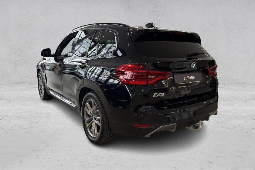 Bilde 3 av BMW iX3 | Skinn | Krok | HK | Panoramaglass tak | ++
