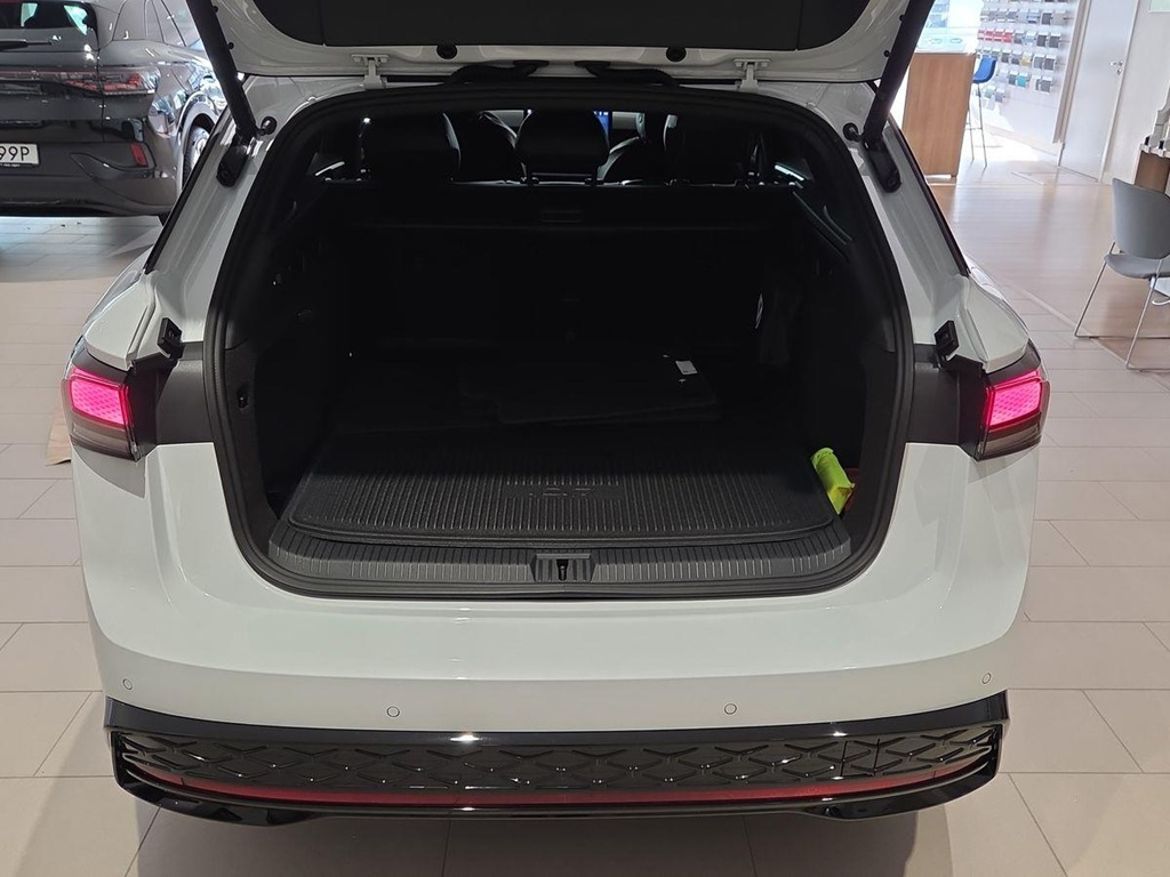 Volkswagen Volkswagen ID.7 GTX Tourer — bild 15