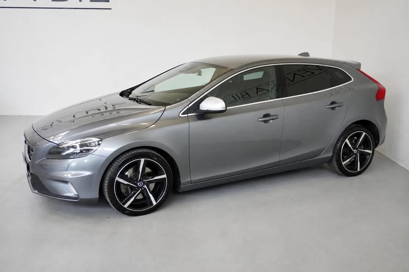 Bild 3 av Volvo V40 D4 R-Design Kamrem bytt Värmare/3,45% Ränta