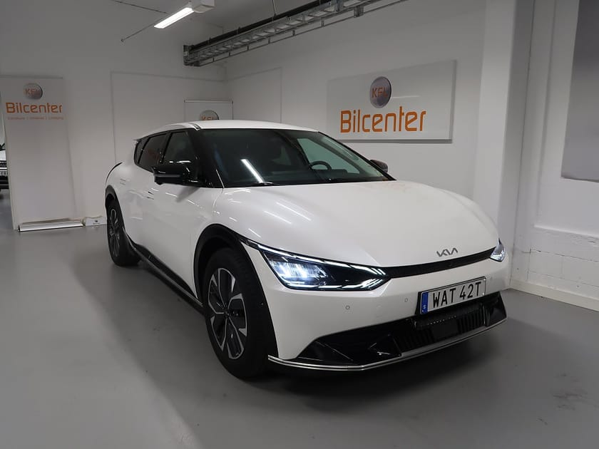 Bild 3 av Kia EV6 77.4 kWh PLUS V-Däck ingår Drag-360°-Navi-Elstol-Keyles