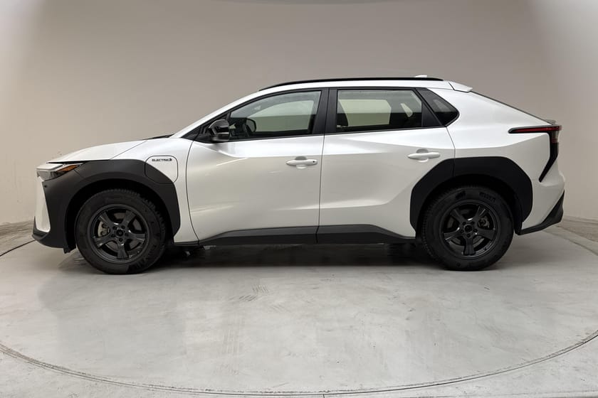 Bild 2 av Toyota bZ4X AWD (218hk) Active