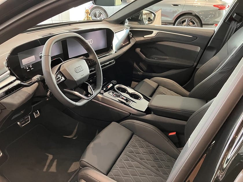 Bild 5 av Audi A6 Avant e-hybrid quattro 299 hk S-line