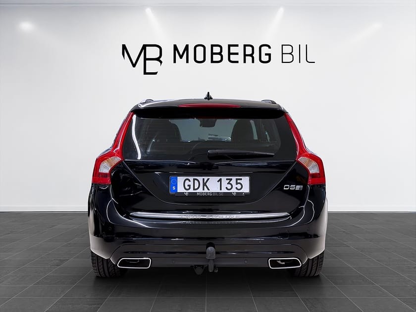Bild 5 av Volvo V60 D5 Twin Engine AWD 231hk Classic Momentum Drag Navi