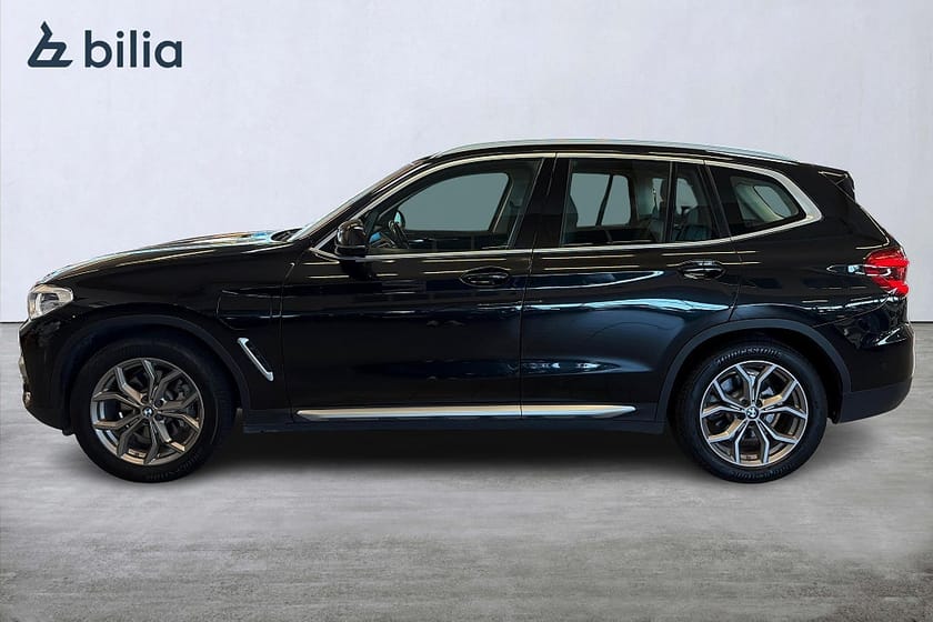 Bild 3 av BMW X3 xDrive30e Kamera Navi Drag
