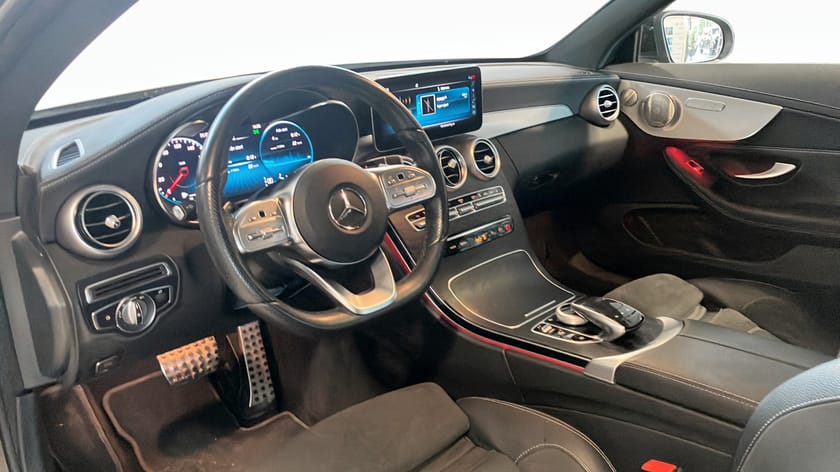 Bild 4 av Mercedes-Benz C 220 d 4MATIC Coupé // AMG // PANORAMA // VÄRMARE