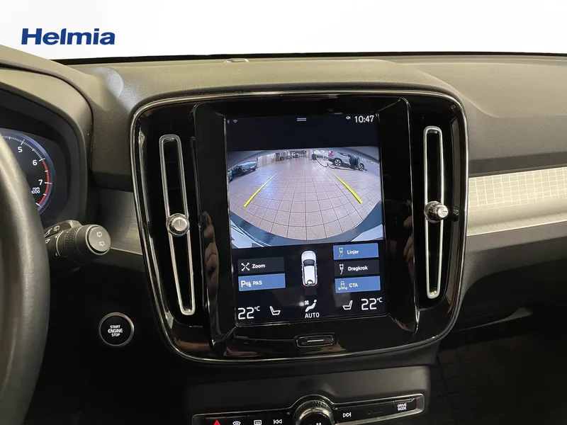 Bild 15 av 15 – Volvo XC40 B4 FWD Bensin Momentum Advanced Edt