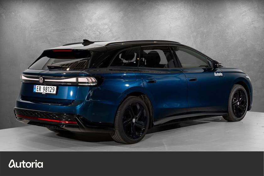 Bilde 2 av Volkswagen ID.7 GTX Tourer