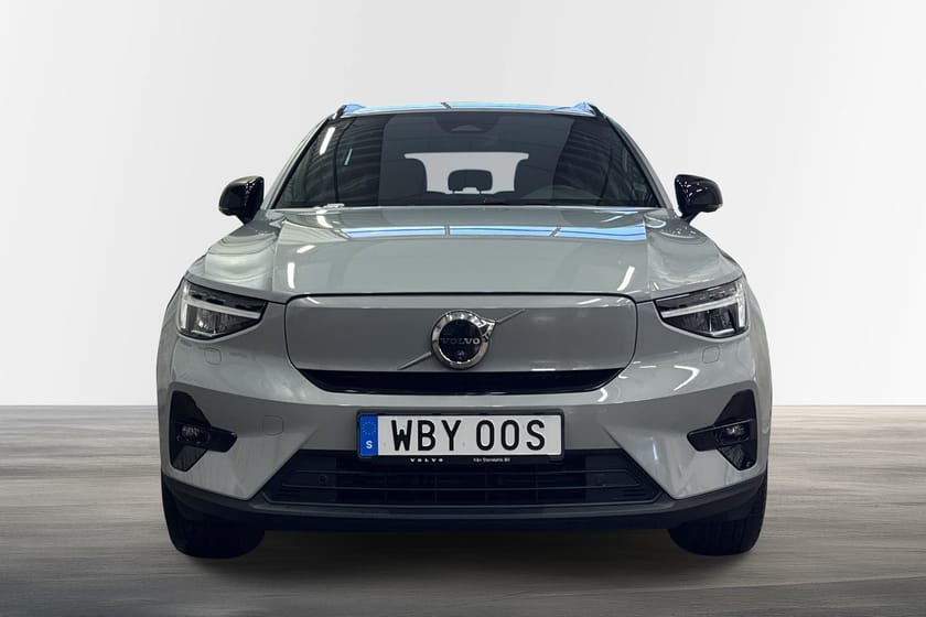 Bild 2 av Volvo EX40 Single Motor Extended Range R Plus Edt