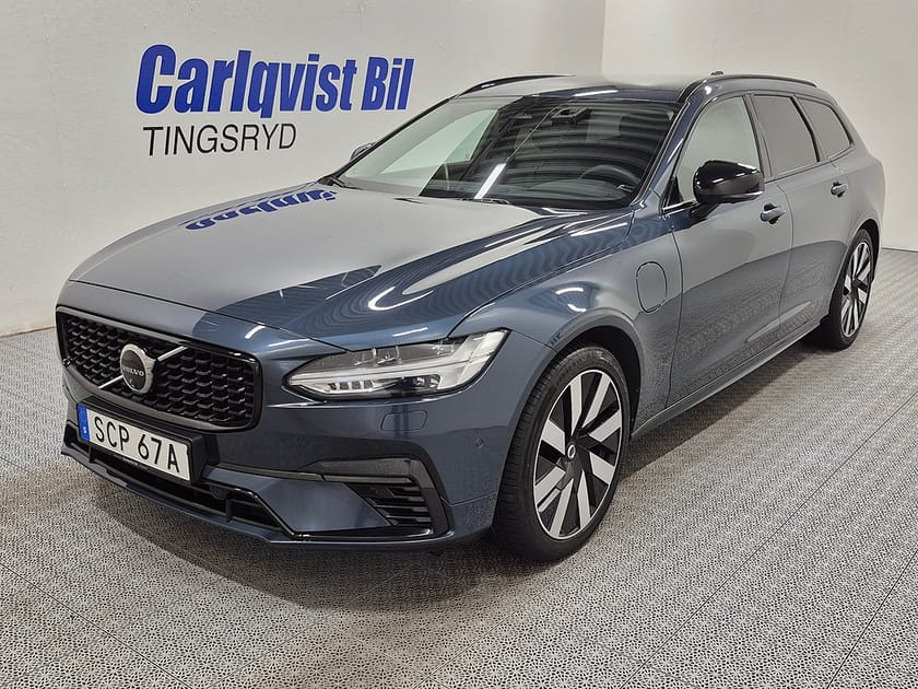 Bild 1 av Volvo V90 T6 Recharge Plus Dark plug in AWD 350HK 4x4 Läder 360
