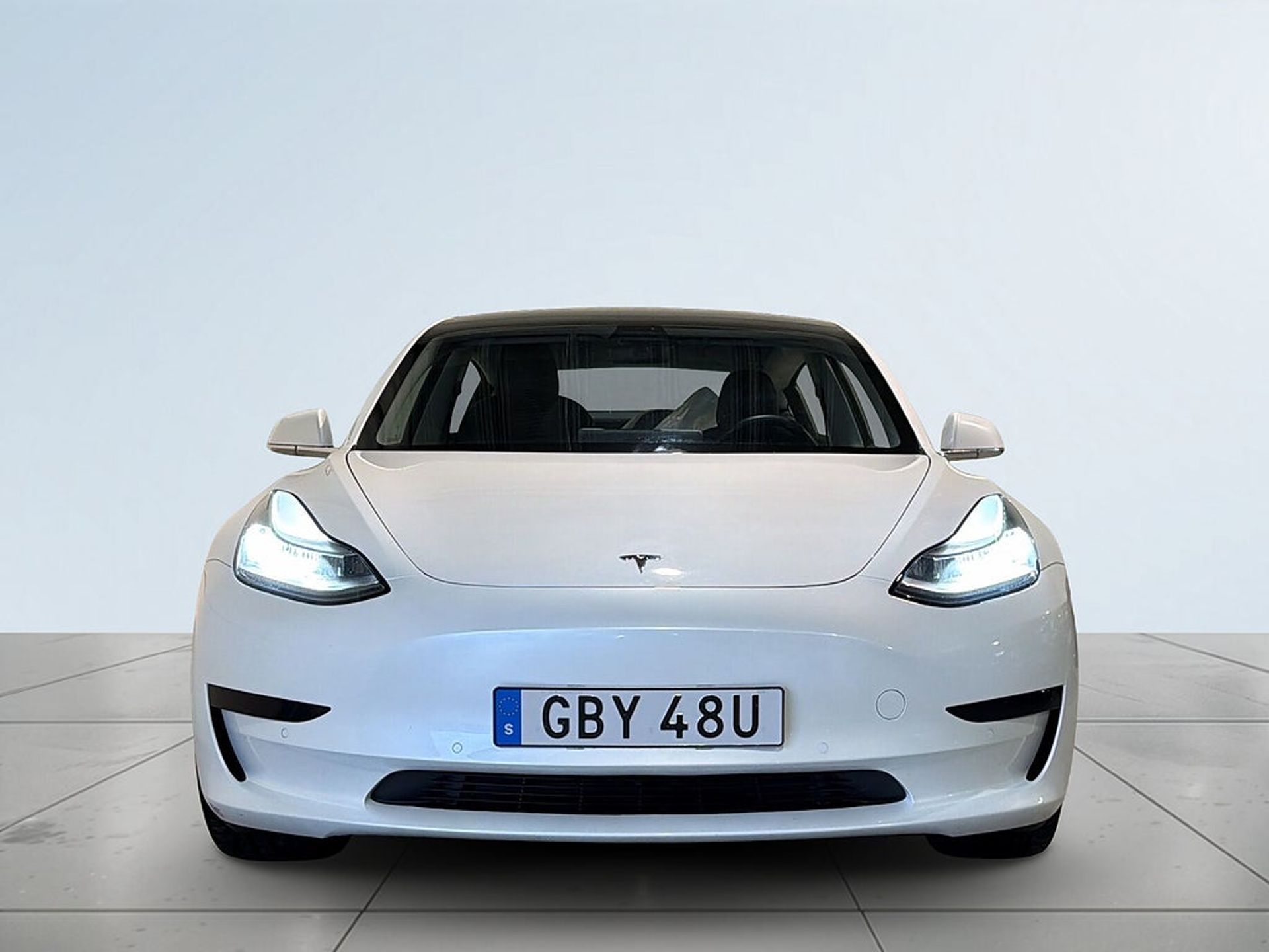 Tesla Model 3 Standard Range Plus 2020, bild 2/10