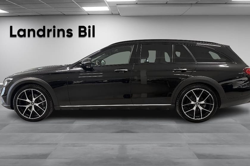 Bild 4 av Mercedes-Benz E 220 d 4MATIC All-Terrain Nightpackage