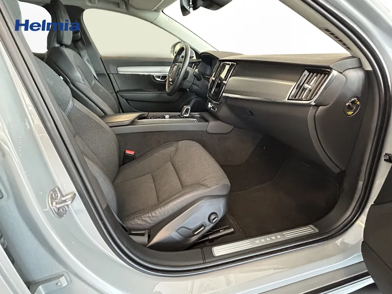 Bild 11 av 15 – Volvo V90 B4 Diesel Core